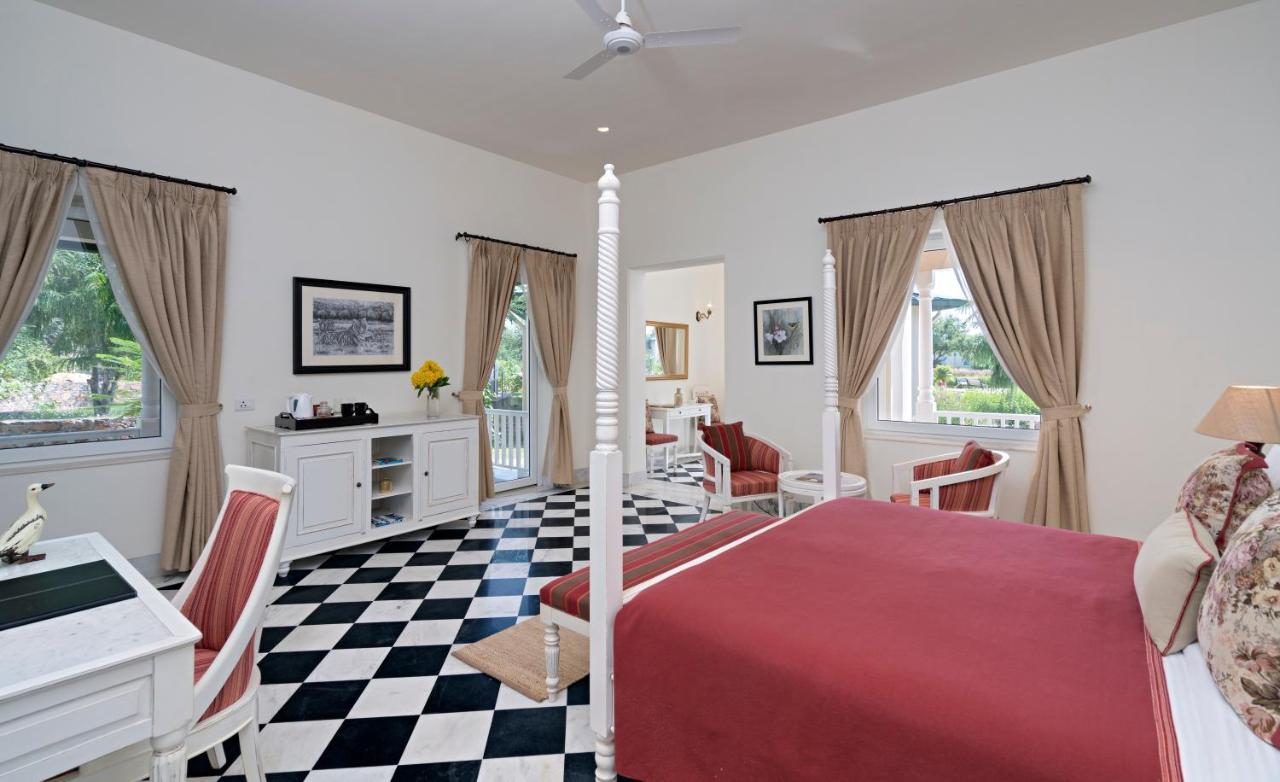 Sariska Manor Luxury Cottages Tehla Екстериор снимка